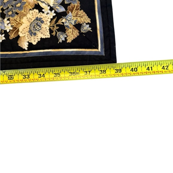 Handcrafted Quilt and Matching Runner Tapestry Set - Picture 4 of 14